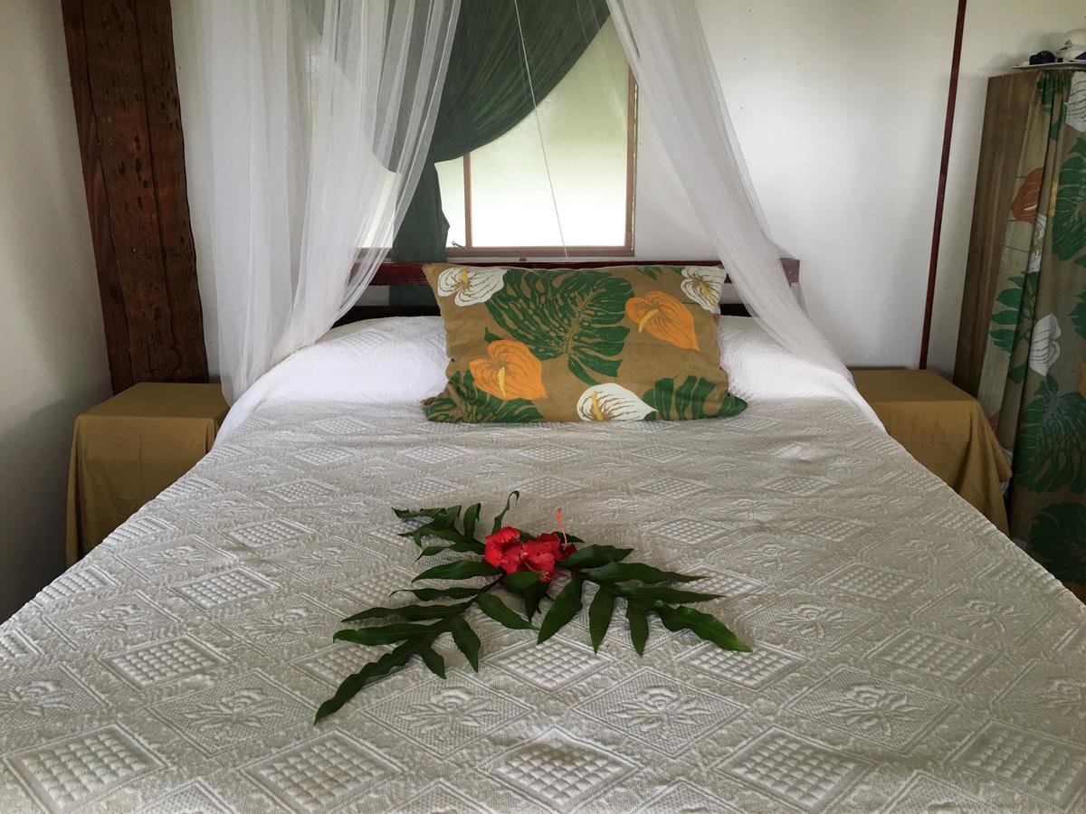 Bed and Breakfast Tifaifai Et Cafe Huahine Фар Экстерьер фото